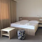 Devitka 3*
