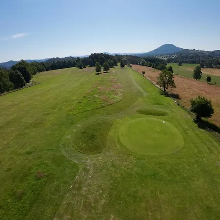 Devitka ホテル 3*