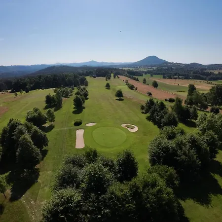 ホテル Devitka 3*