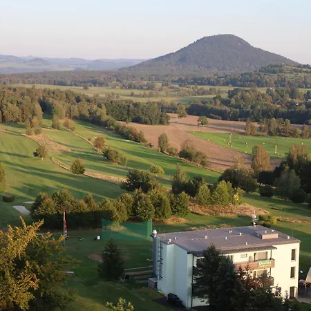 Devítka Hotel Janov