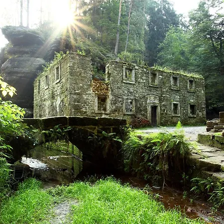 Devitka 3* ヤノフ